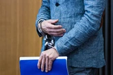 Macheten-Angriff in Düsseldorf: Kioskbetreiber muss hinter Gitter