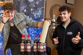 Dresdner Magier will Fans in neuer Dinnershow auch mit seiner Stimme verzaubern