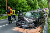 Mit 1,38 Promille in den Gegenverkehr: Frontalcrash auf der B96 endet mit drei Verletzten