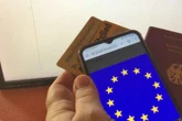Dresden geht vorweg: Personalausweis und Führerschein bald nur in der App