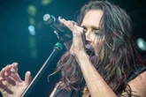 Bluesrock-Ikone Beth Hart: Volle Parkbühne erlebt Wahnsinns-Show!