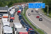 Stau an Feiertagen: Sachsens Autofahrer sollten dieses Nadelöhr meiden