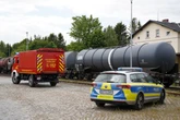 Tödlicher Sturz in Güterwaggon: Starb der Arbeiter an den Dämpfen im leeren Kesselwagen?