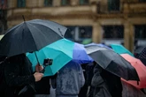 Der Sommer ist vorbei: Jetzt muss die Regenjacke rausgeholt werden