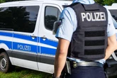 Spanner-Alarm im Schwimmbad: Fotografierte Mann (55) junge Frau heimlich in Umkleidekabine?