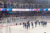 Eislöwen-Jubel trotz sieben Pleiten in acht Spielen: Diese Fans sind einmalig!