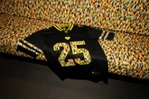 Jetzt wird's bunt: BVG bringt eigenes Trikot für die NFL in Berlin raus!