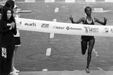 Marathon-Siegerin (†30) kollabiert im Training und stirbt