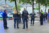 Mann durch Messerangriff im Nacken verletzt: Täter flüchtig