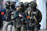 Schüsse im eigenen Garten: Biker zielt auf 64-Jährigen, Spezialkommando greift zu