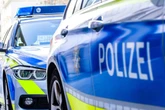 Betrunkener Rentner stürzt mit E-Roller: Als Zeugen ihm helfen, haut er einfach ab