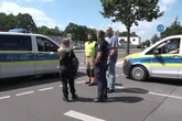 Mann findet Panzerfaust im Wald und spaziert damit zu Edeka: Polizei muss evakuieren