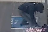 Kiosk-Anschlag: Flüchtiger Bombenleger verletzt sich bei Detonation wohl selbst