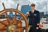 Auf Nachwuchs-Suche: Marine-Schiff bietet jetzt "Work & Travel" an