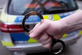 Drei Polizeieinsätze in drei Stunden: Betrunkener 26-Jähriger hält Beamte auf Trab