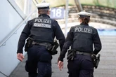 Polizeieinsätze an Dresdner Bahnhöfen: Spuckende Teenager und Bierflaschen-Attacke