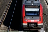 Tragischer Unfall an Frankfurter S-Bahn-Strecke: 29-Jähriger kommt ums Leben