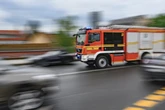 Heftige Explosion in Mietshaus: Bereich großräumig abgesperrt