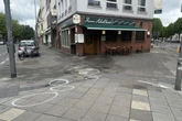 Tödlicher Streit vor Kneipe: 41-Jähriger zückt Messer und sticht zu, Kontrahent stirbt