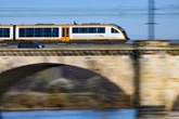 Vermisste Seniorin aus Dresden taucht im Zug nach Zittau auf