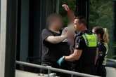 Blutiger Streit! Mann und Frau durch Messer verletzt
