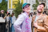 Theaterkostüme im Ausverkauf: Einmalige Schnäppchen im Staatsschauspiel