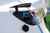 Habeck-Ministerium streicht E-Auto-Prämie schon ab morgen Abend!
