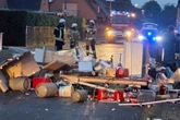 Imbisswagen fliegt in die Luft und hinterlässt Bild der Verwüstung