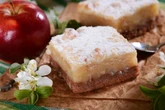 Fruchtig lecker und schnell gemacht: Rezept für saftigen Apfelmuskuchen