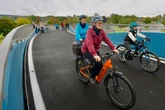 Chemnitz: Neue Radwegbrücke über Kalkstraße eingeweiht