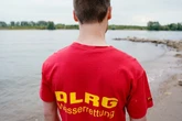 Tragisches Ende: Für Badegast (†81) kommt jede Hilfe zu spät