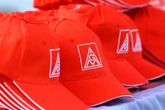 Tausende wollen streiken: IG Metall kündigt "heißen Sommer" für Autobranche an