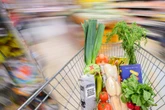 Mann wird im Supermarkt das Portmonee gestohlen: Einkauf "kostet" ihn 10.000 Euro