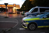Großeinsatz! Dienstwaffe aus Streifenwagen geklaut?