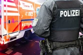 Messer in den Rücken gerammt: 19-Jähriger schwer verletzt