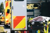 Mädchen (†17) liegt neun Stunden tot im Bad - weil sich Rettungskräfte streiten