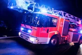 Autos gehen in Neukölln in Flammen auf: War es Brandstiftung?