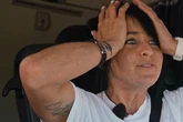Hängebrücken-Horror für "Trucker Babe" Jessy: "Leck mich am Arsch!"