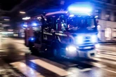30.000 Euro Schaden: Müllcontainer gehen in Flammen auf, Hitze beschädigt Autos