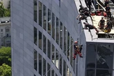 Hoch über der Stadt: Leipziger Feuerwehr knackt spektakulären Weltrekord