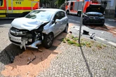 Unfall im Norden von Leipzig: Opel und Seat krachen zusammen