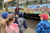 Nach Straßenbahn-Unfall: "Lottchen" lädt Kinder zur Trostpflaster-Runde