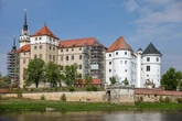 Einbruch in sächsischem Schloss: Täter nehmen sinnlose Beute mit