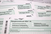 AfD-Antrag: Partei fordert 2000 Euro steuerfreien Verdienst, um Personal zu sparen