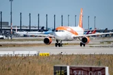 Schreck in der Luft: Flugzeug muss in Hamburg zwischenlanden
