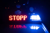 Polizei stoppt betrunkenes Duo zweimal im selben Auto