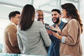 Lachen statt ackern: Die 25 besten Büro-Witze und Witze über Arbeit