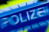 Krasser Fund bei Verkehrskontrolle: Polizei stellt Schusswaffen sicher - zwei Festnahmen