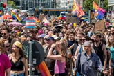 Knapp 20.000 Menschen beim Christopher Street Day in der Messestadt