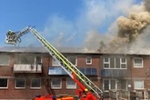 Großbrand bei Hamburg hält Einsatzkräfte fast 24 Stunden in Atem